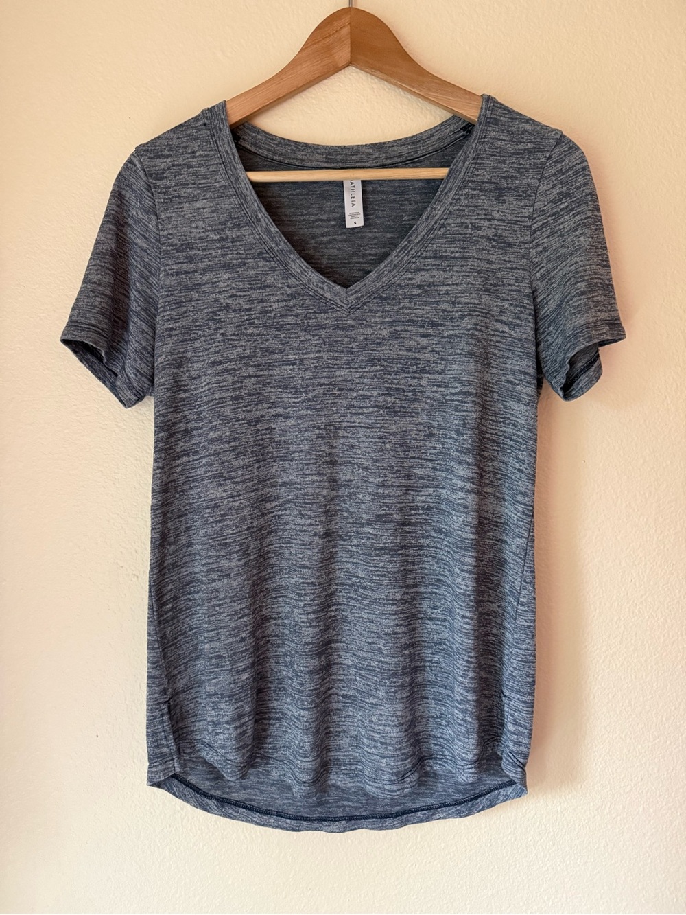 Athleta Heathered Dark Gray V-Neck Short Sleeve Tee